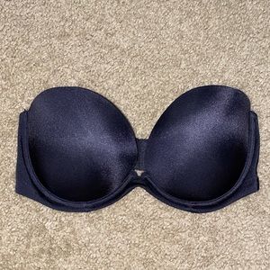 Black strapless bra size 32D